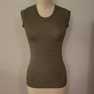 Lululemon T-shirt